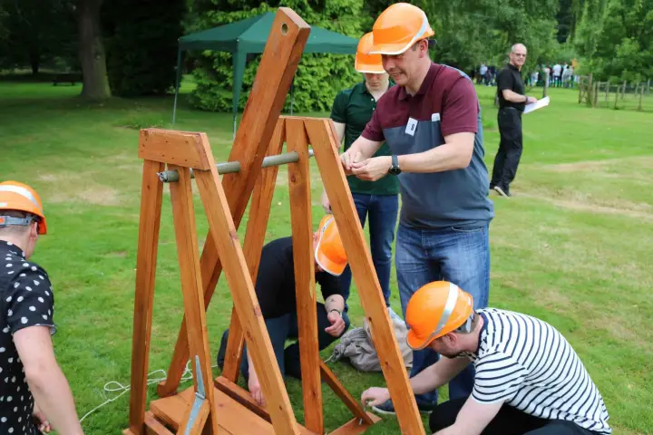 Construct a Catapult Image 4